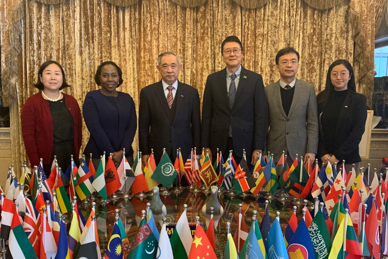 加勒比国家联盟轮值主席国与中国NGO 在和苑规划新时期和平公益