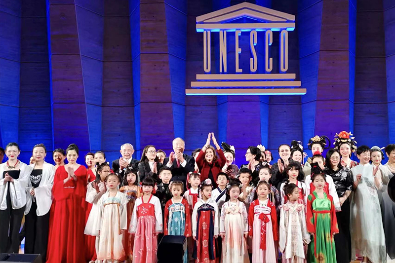 Li Ruohong Presented at the UNESCO “Silk Road” Conference