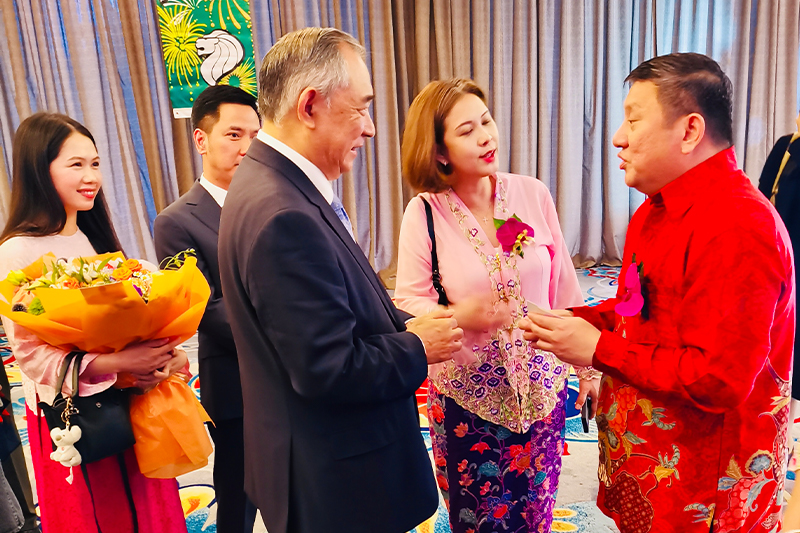 Li Ruohong Attended Singapore's 58th Anniversary National Day &Armed Forces Day