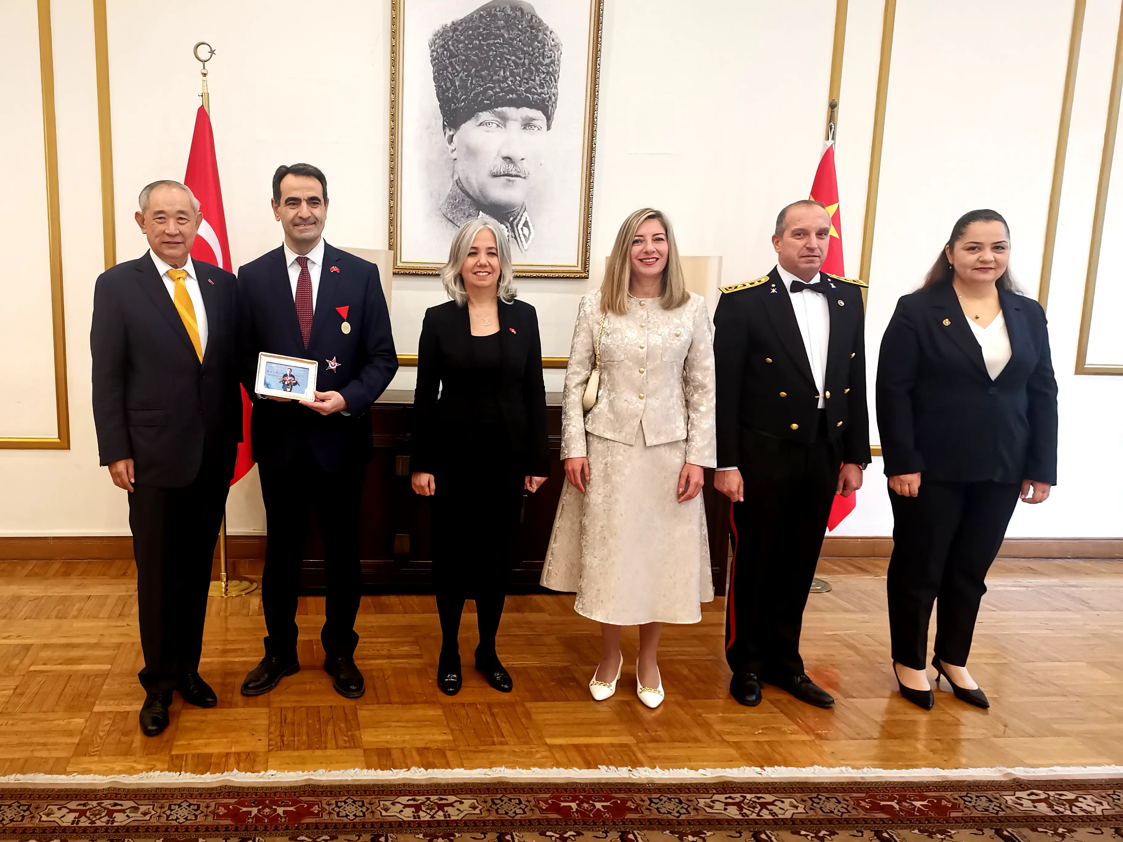 李若弘出席土耳其驻华使馆国庆活动